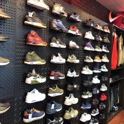 sneaker house lafayette la